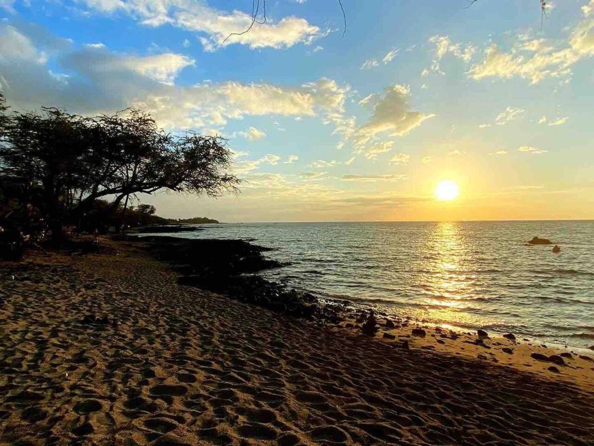 Family Friendly Kailua Bay View Ac Free Parking Walk To Kailua Village Bagian luar foto