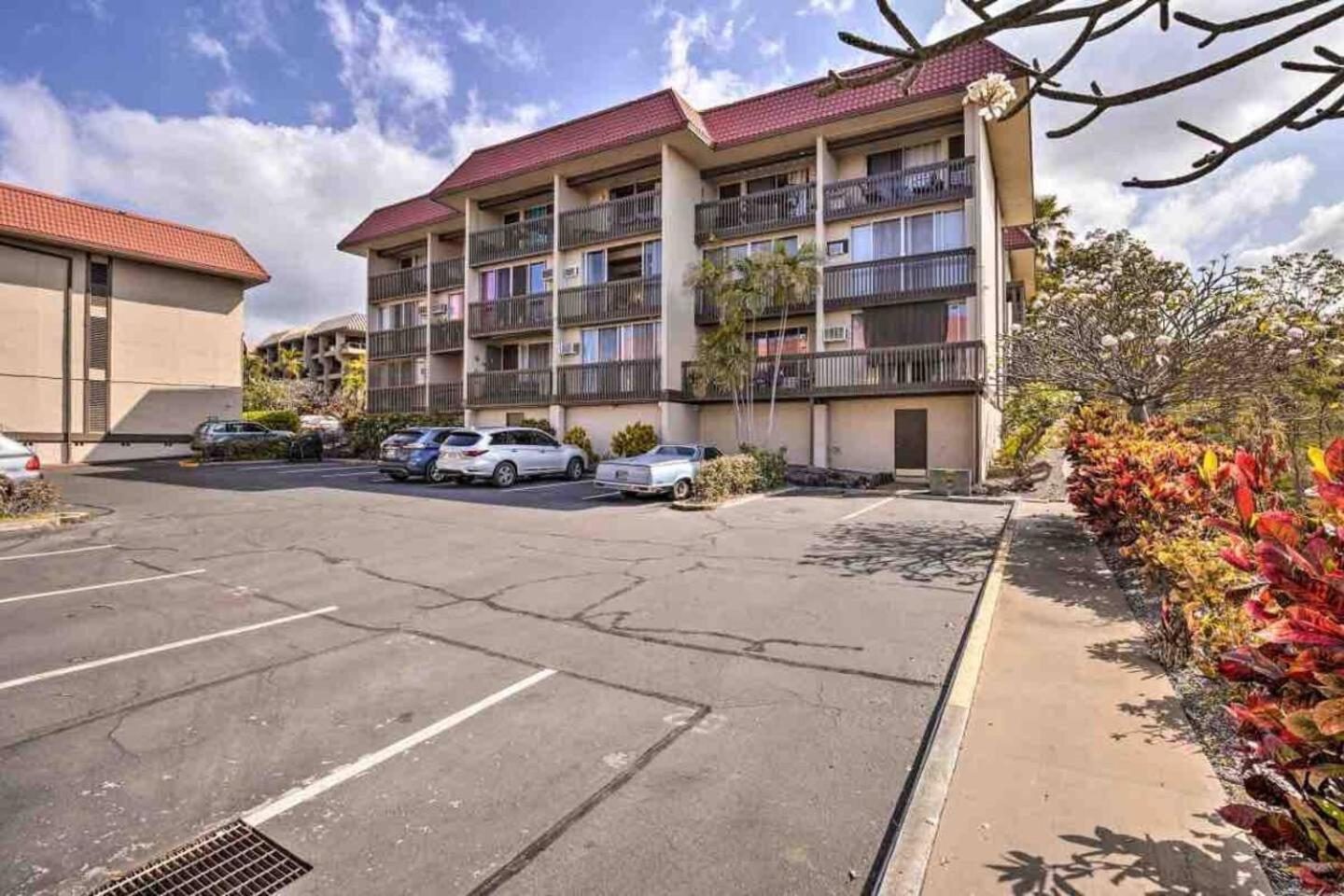 Family Friendly Kailua Bay View Ac Free Parking Walk To Kailua Village Bagian luar foto